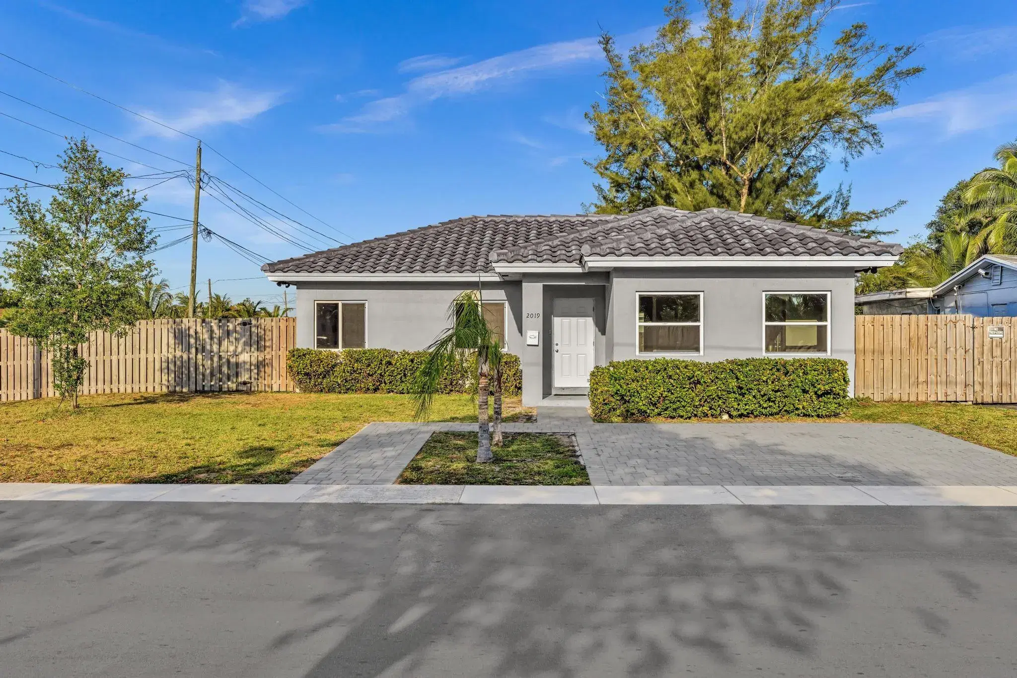 Picture of 2019 NW 64Th Ave, Sunrise, FL 33313