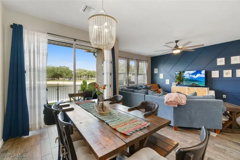Picture of 12605 Laurel Cove Dr, Fort Myers FL 33913