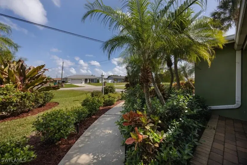 Picture of 2032 Coral Point Dr, Cape Coral FL 33990