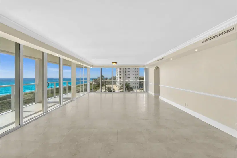 Picture of 2800 S Ocean Boulevard 4M, Boca Raton FL 33432