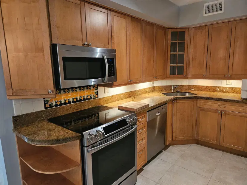 Picture of 669 W Oakland Park Blvd 120-B, Oakland Park FL 33311