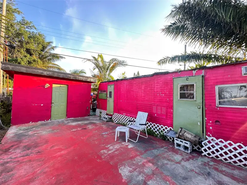 Picture of 2294 NE 137Th St, North Miami Beach FL 33181