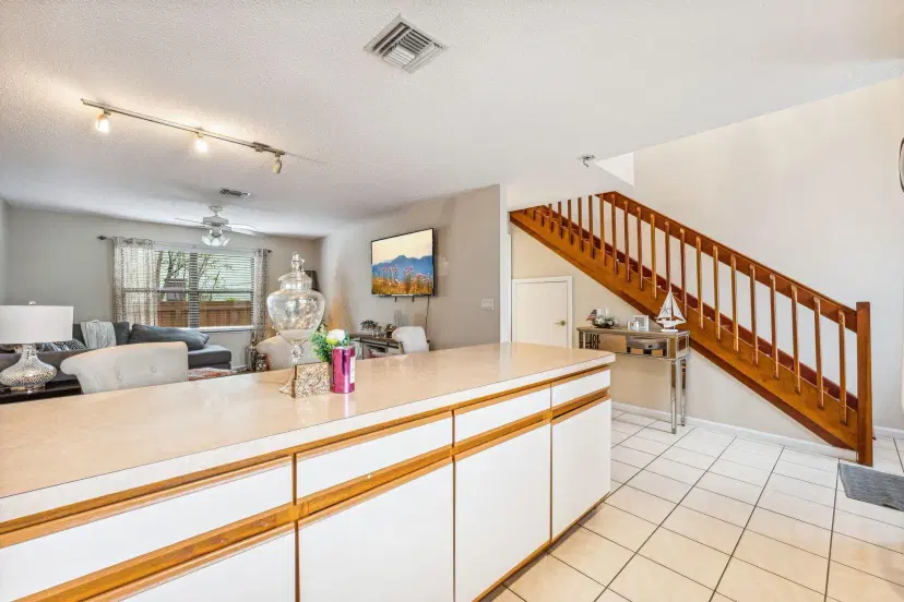 Picture of 324 W Pine 13 Street 13, Lantana FL 33462