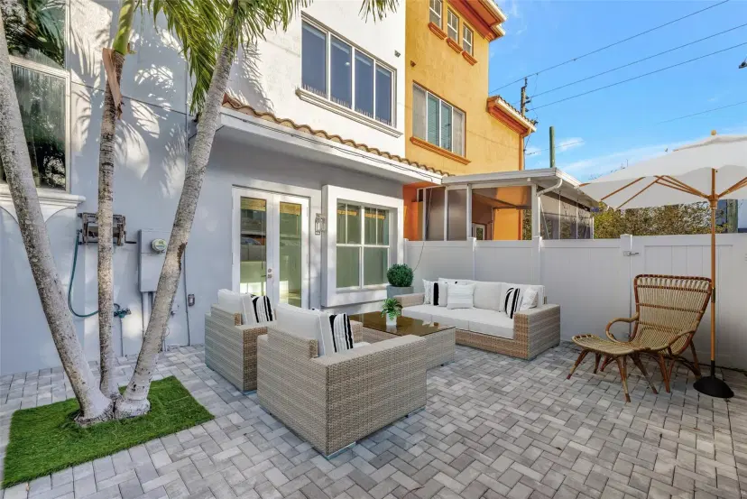 Picture of 605 NE 11Th Ave, Fort Lauderdale FL 33304