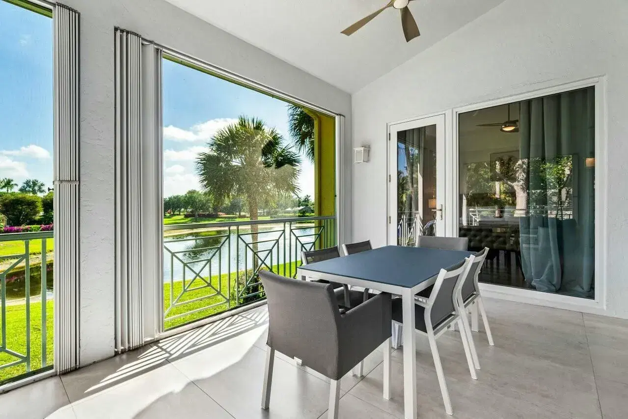 Picture of 121 Palm Point Circle C, Palm Beach Gardens, FL 33418