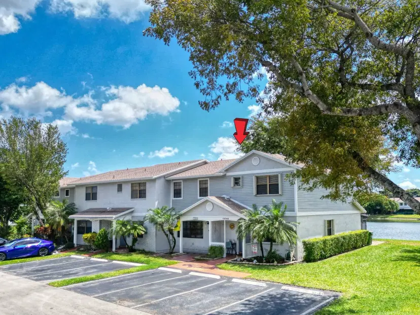 Picture of 10548 NW 6Th St 10548, Pembroke Pines FL 33026