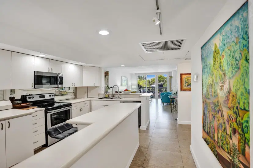 Picture of 155 Isle Of Venice Drive 304, Fort Lauderdale FL 33301