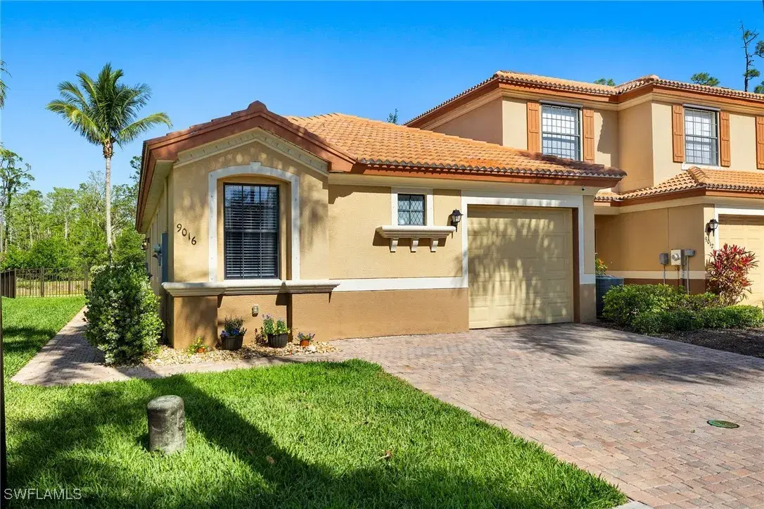 Picture of 9016 Water Tupelo Rd, Fort Myers, FL 33912