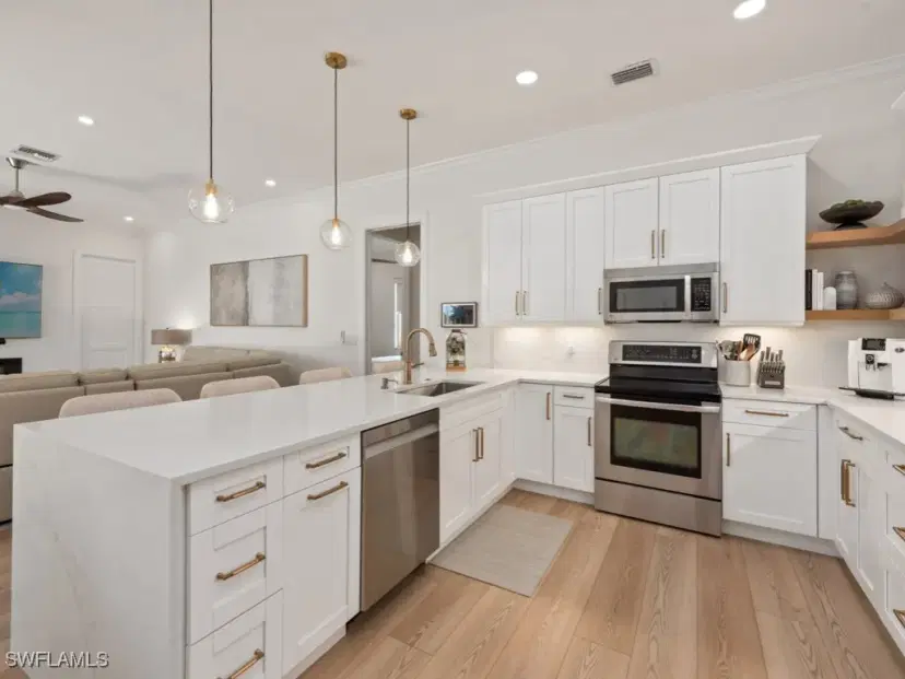 Picture of 206 Palmetto Dunes Cir, Naples FL 34113