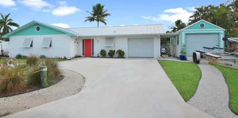Picture of 66 SW Cabana Point Circle, Stuart FL 34994
