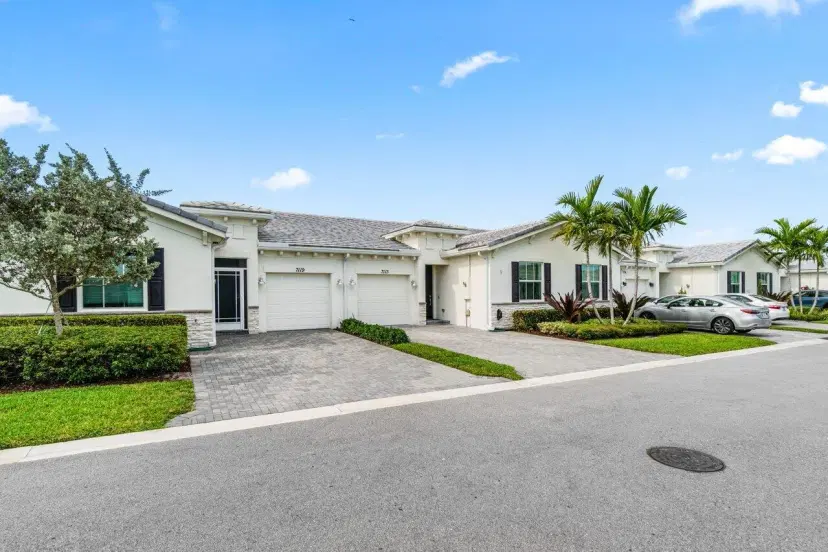 Picture of 7113 Peters Lane, Delray Beach FL 33446