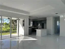 Picture of 718 Chattman St E, Lehigh Acres, FL 33974
