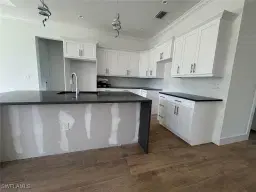 Picture of 2852 6Th Ave Se, Naples, FL 34117