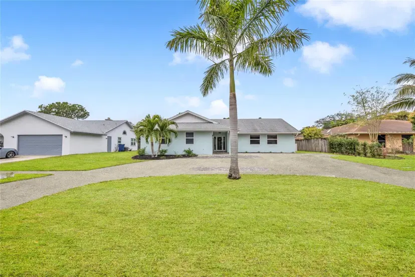 Picture of 218 Ponce De Leon St, Royal Palm Beach FL 33411