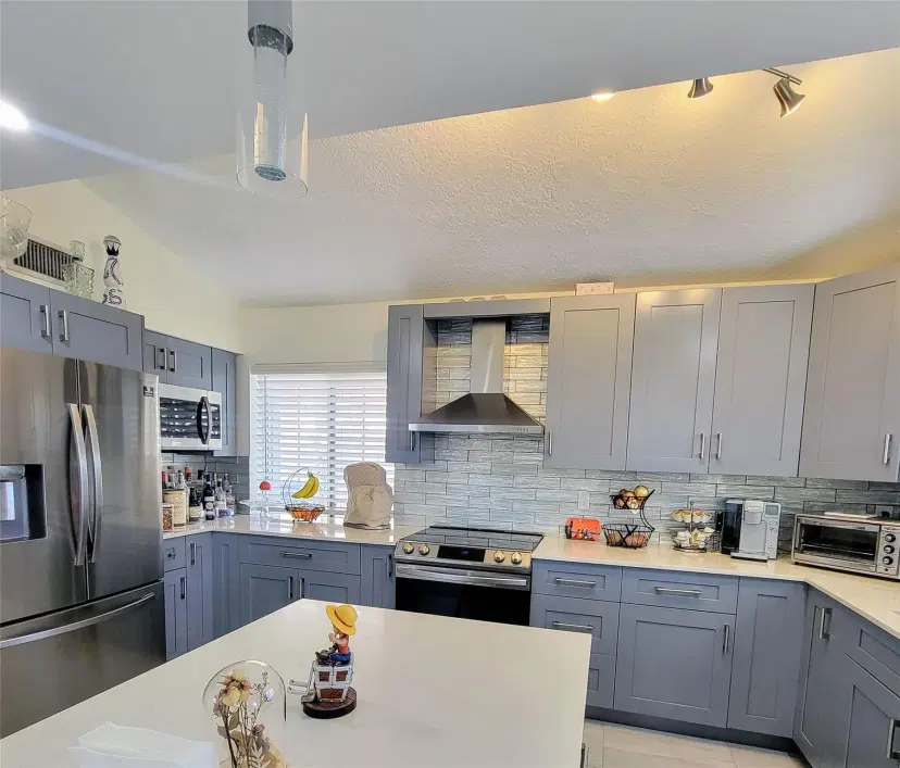 Picture of 614 Trafalgar Ct, Dania Beach FL 33004