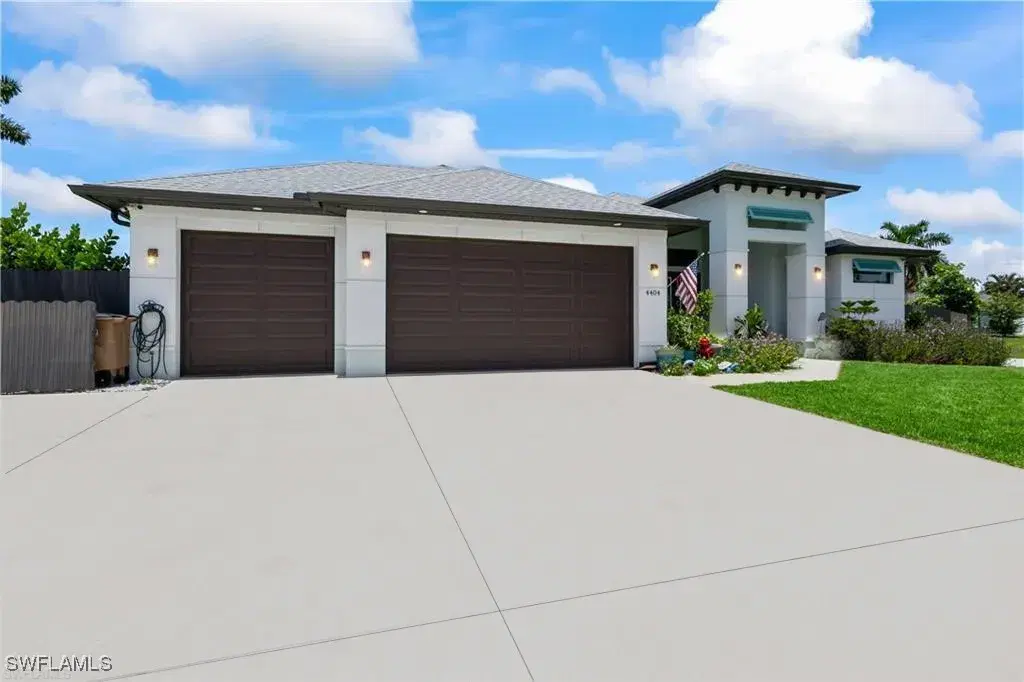 Picture of 4404 SW 15Th Pl, Cape Coral, FL 33914