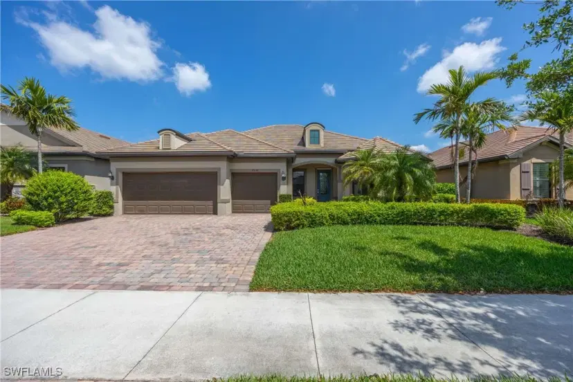 Picture of 7530 Geranium Way, Naples FL 34114