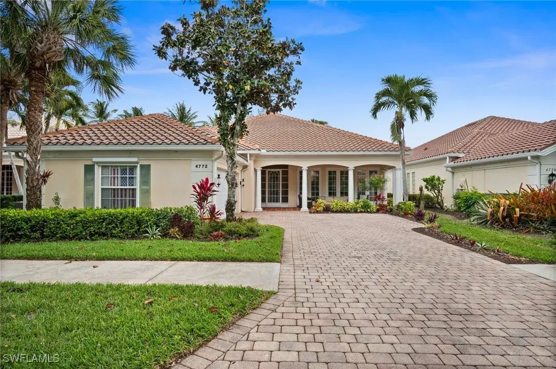 Picture of 4772 Martinique Way, Naples, FL 34119