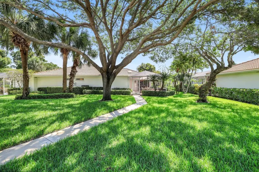 Picture of 6504 Geminata Oak Court, Palm Beach Gardens FL 33410
