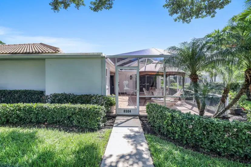 Picture of 6504 Geminata Oak Court, Palm Beach Gardens FL 33410