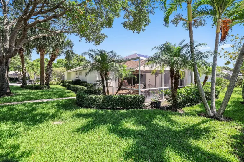 Picture of 6504 Geminata Oak Court, Palm Beach Gardens FL 33410