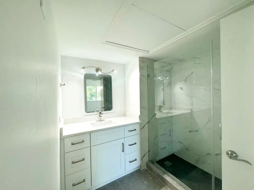 Picture of 119 NE 19Th Ct 207G, Wilton Manors FL 33305