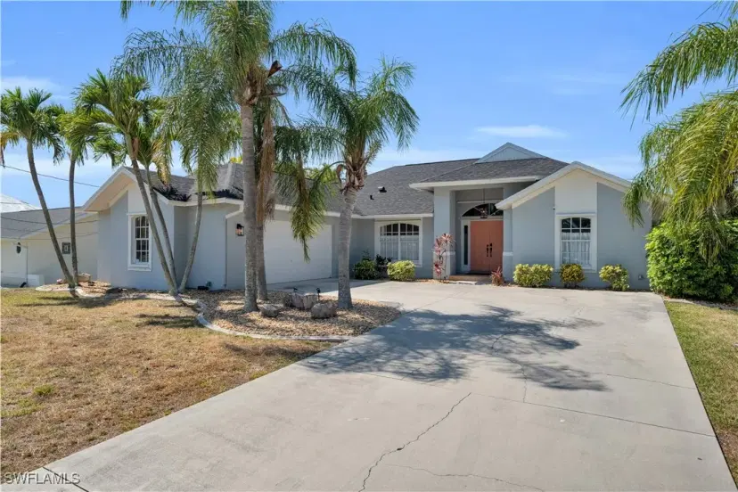 Picture of 2724 Cape Coral Pkwy W, Cape Coral, FL 33914