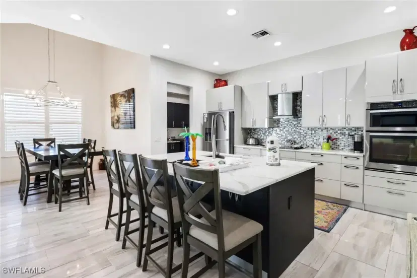 Picture of 2215 SW 38Th Ter, Cape Coral FL 33914