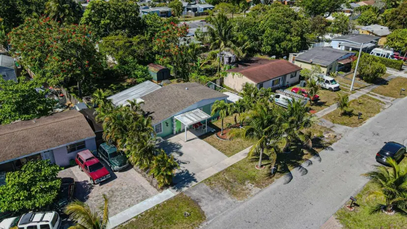 Picture of 3899 Tuskegee Drive, Lake Worth FL 33462