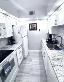 Picture of 111 Briny Ave 703, Pompano Beach, FL 33062