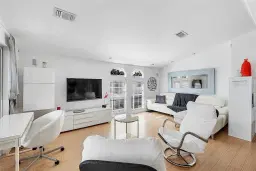 Picture of 3079 Lakeshore Dr, Fort Lauderdale, FL 33312
