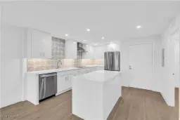 Picture of 1085 Forest Lakes Dr 8303, Naples, FL 34105