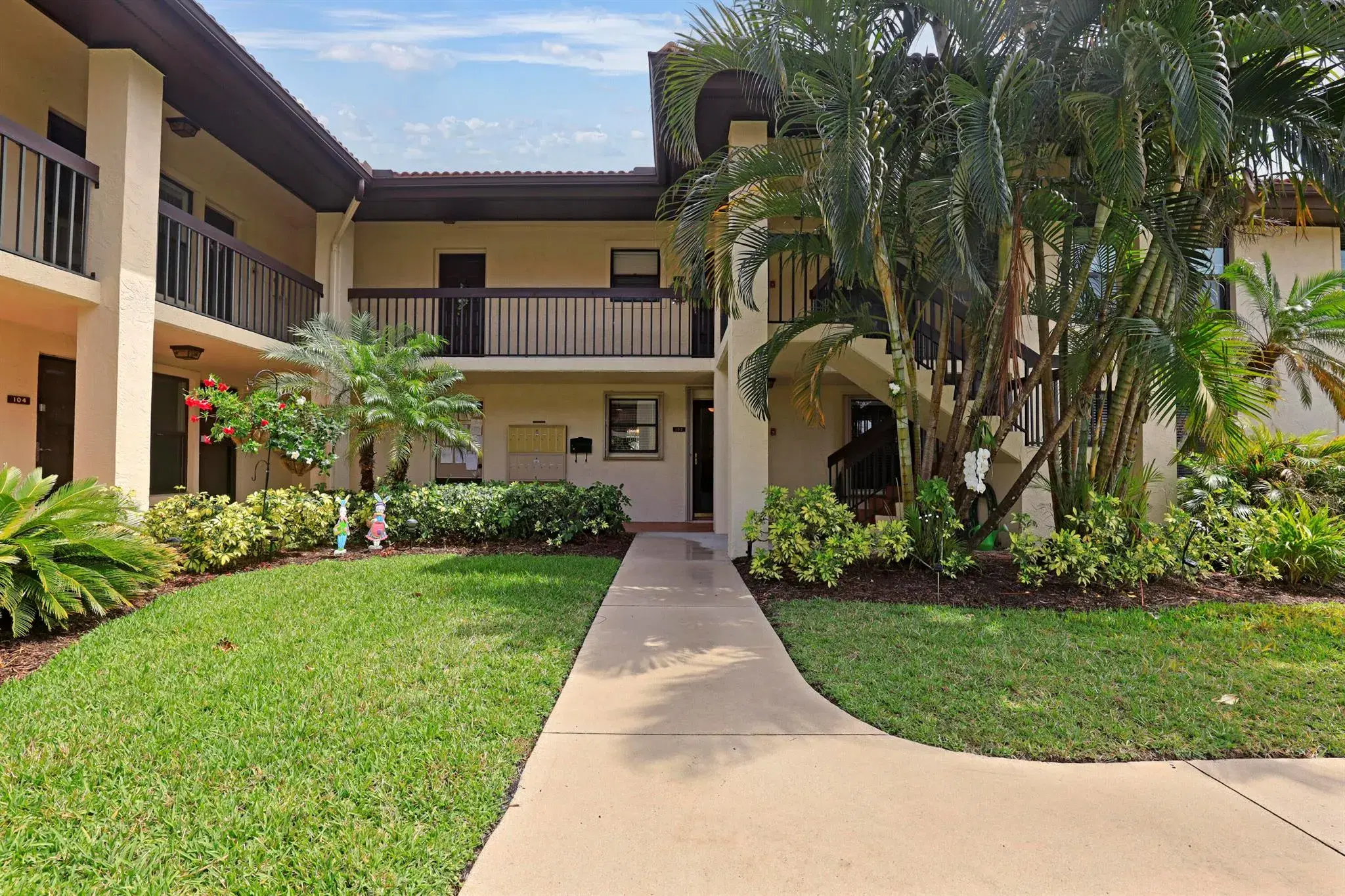 Picture of 771 SW South River Drive 102, Stuart, FL 34997