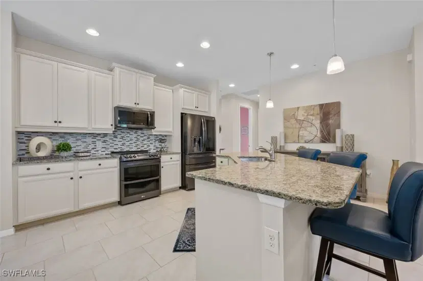 Picture of 26205 Palace Ln 202, Bonita Springs FL 34135