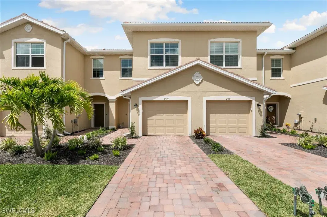 Picture of 2919 Citrus St, Naples, FL 34120