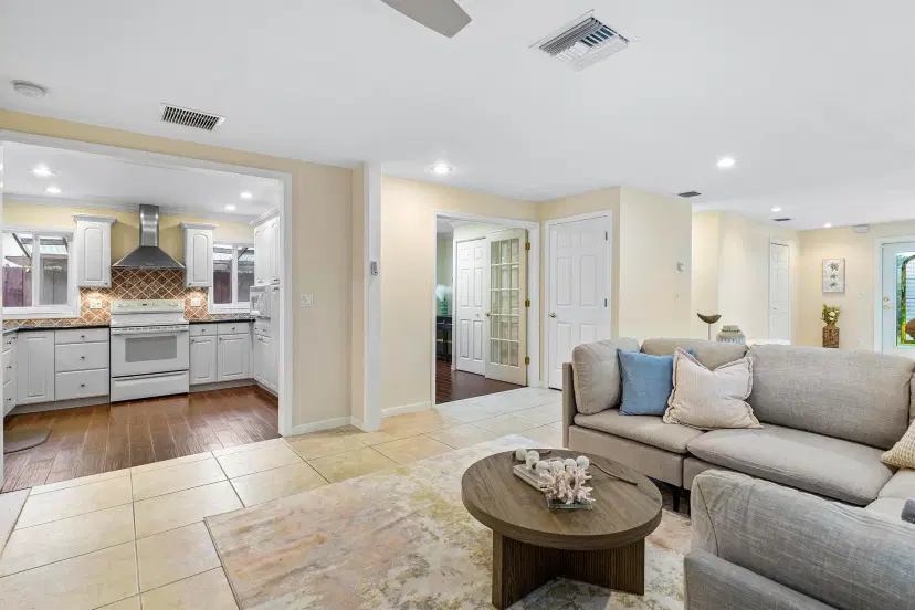 Picture of 245 NE 12Th Street, Delray Beach FL 33444