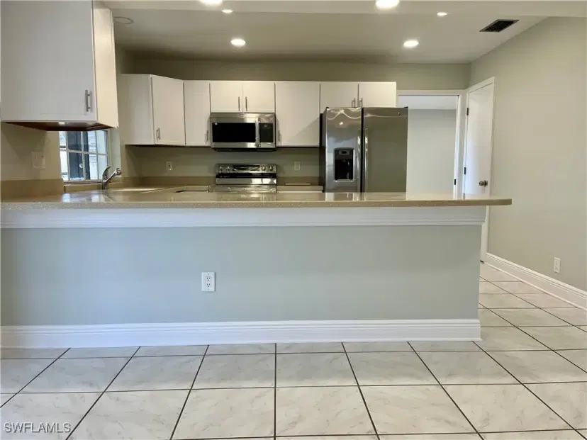 Picture of 1206 Medinah Dr, Fort Myers FL 33919