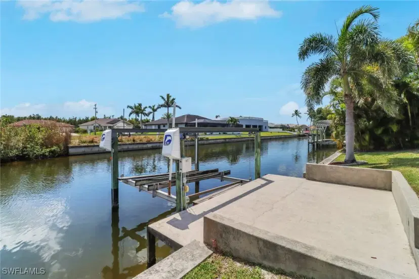 Picture of 2322 SW 31St Ln, Cape Coral FL 33914