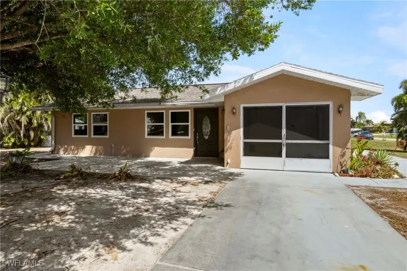 Picture of 510 Marlin Dr, Punta Gorda FL 33950