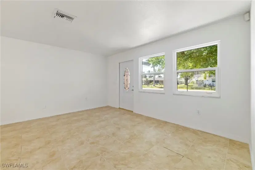 Picture of 510 Marlin Dr, Punta Gorda FL 33950