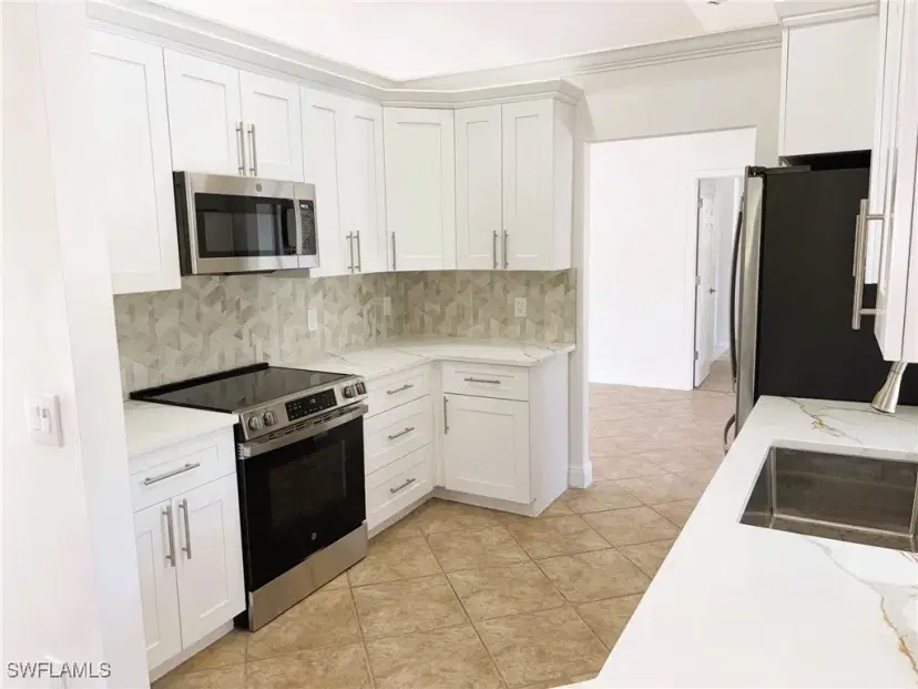 Picture of 3571 20Th Ave Ne, Naples FL 34120
