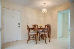 Picture of 490 NW 20 Street 209, Boca Raton, FL 33431