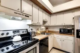 Picture of 7612 Ashmont Circle 203, Tamarac, FL 33321