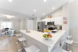 Picture of 5045 Cedar Springs Dr 203, Naples, FL 34110