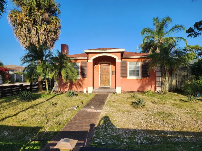 Picture of 832 N D Street, Lake Worth Beach FL 33460