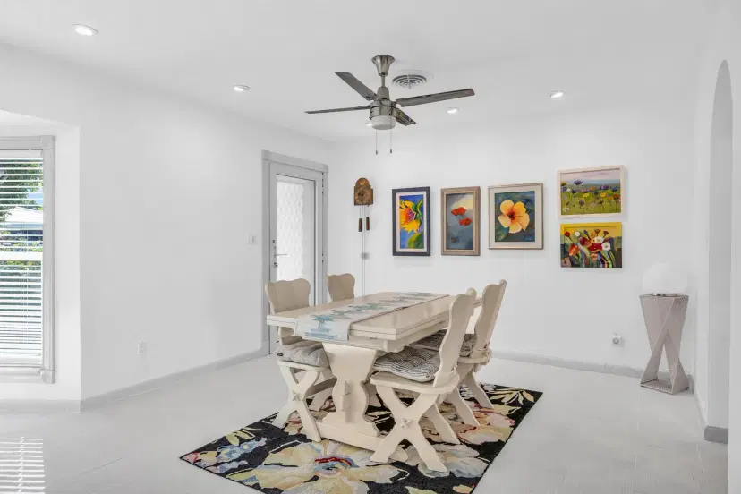 Picture of 910 Dolphin Drive, Jupiter FL 33458