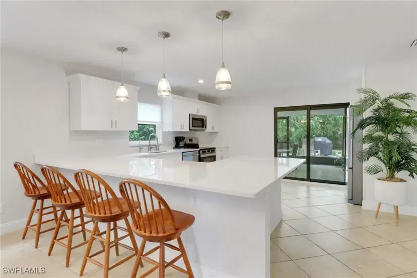 Picture of 590 104Th Ave N, Naples FL 34108