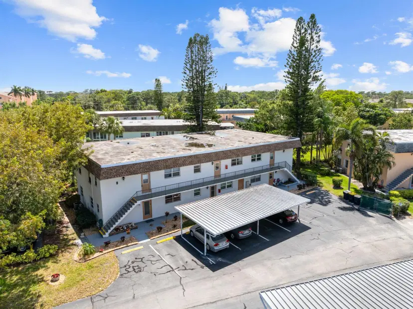Picture of 2950 SE Ocean Boulevard 8-5, Stuart FL 34996