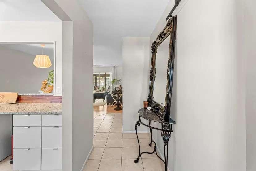 Picture of 2950 SE Ocean Boulevard 8-5, Stuart FL 34996
