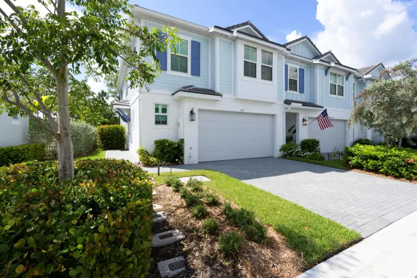 Picture of 212 Preserve Trail S, Stuart FL 34994